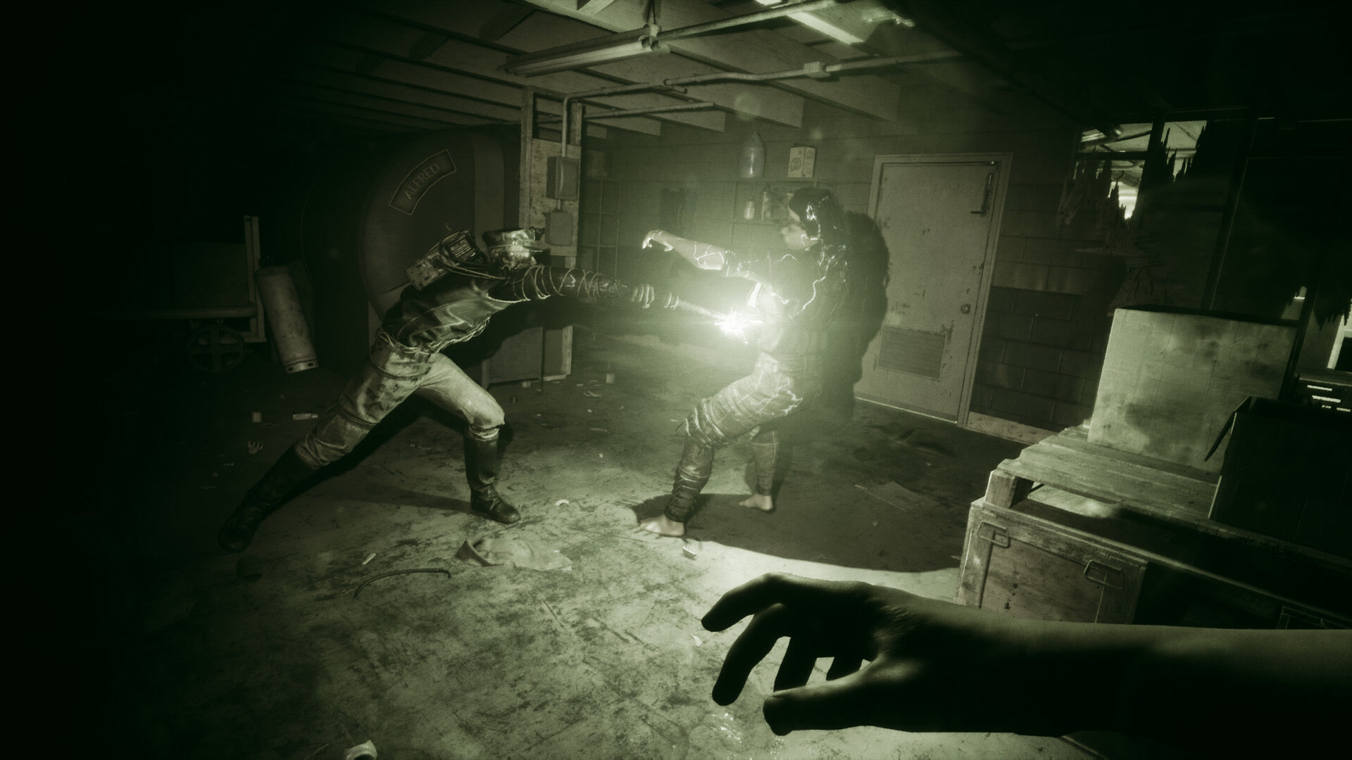 Игроки проходят опасное испытание в The Outlast Trials