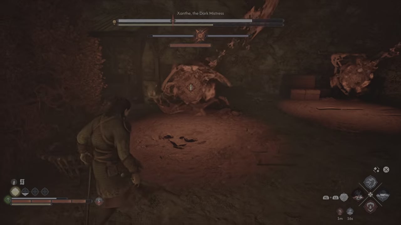 Магический бой в помещениях Howling Keep
