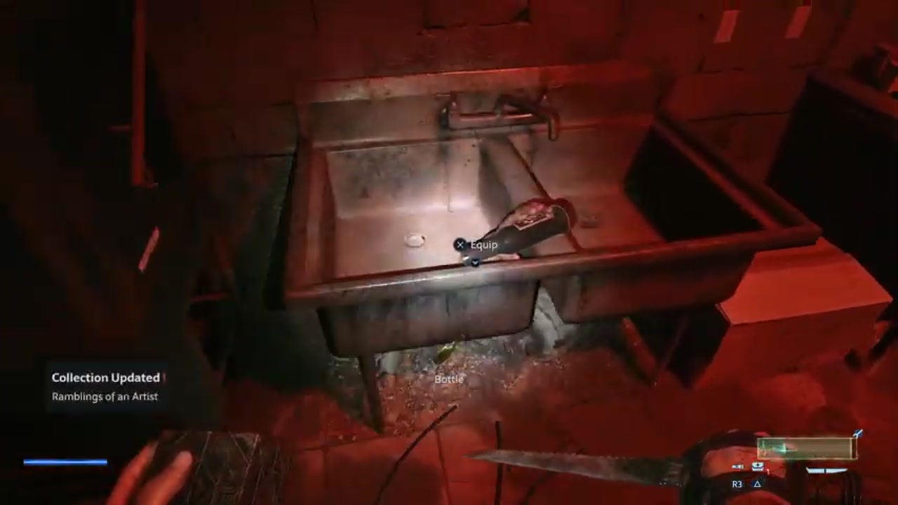 Rot beleuchtete Küchenspüle im Keller und Trinkflasche in Hellraiser: Revival